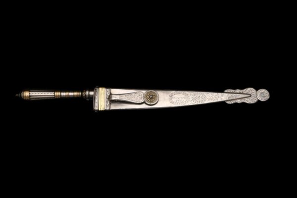 Cuchillos Brasileños de Plata, Oro y Diamantes - Image 14